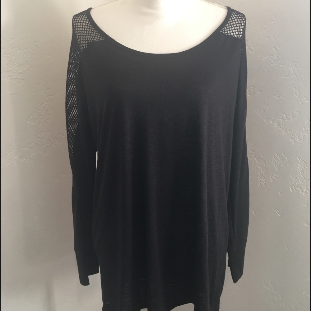 🍍Xersion | Black Coverup. Large